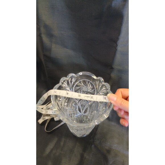 Beautiful Vintage Pinwheel Bohemian Crystal Vase 8” - Picture 9 of 10